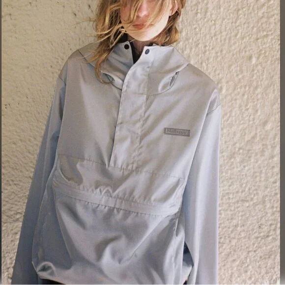 NEW Madhappy REI Nylon Anorak Women / Unisex Windbreaker Jacket Silver M - Picture 3 of 3